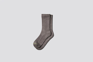 Cariuma Crew Socks grau