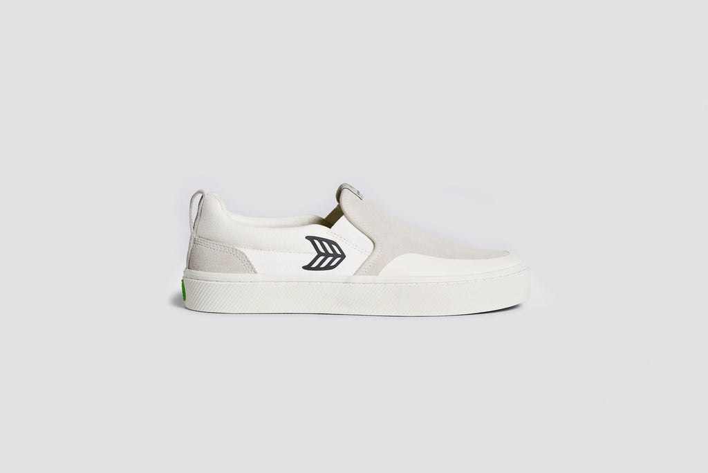 Cariuma Slip On white